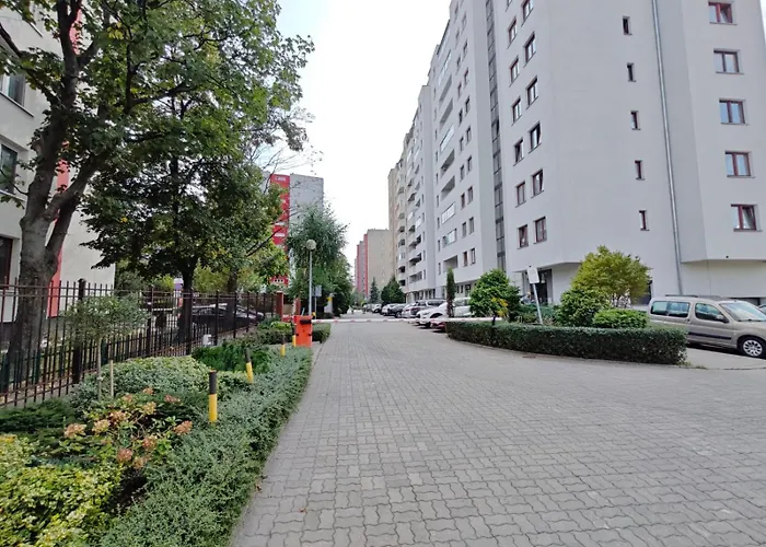 Labo Ksawerow By Tvp - 2 شقة